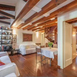 Apartment Ca' Delle Pizzocchere, A Perfect Spot In San Marco, Venice
